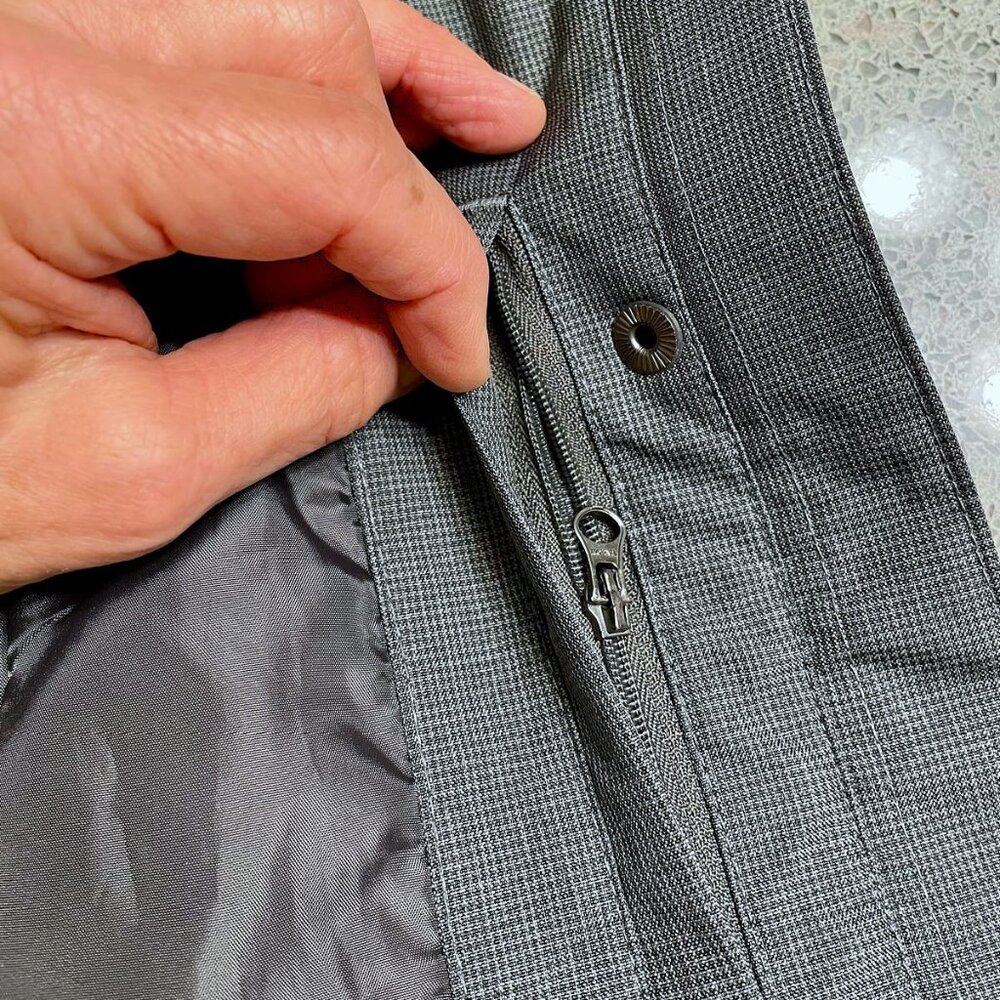 Eddie Bauer Weatherguard Raincoat -- excellent condition - Picture 4 of 8